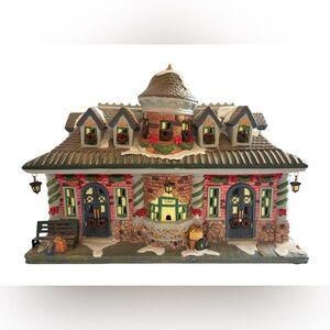 2000 St Nicholas Square Village Square Train Station Christmas Village